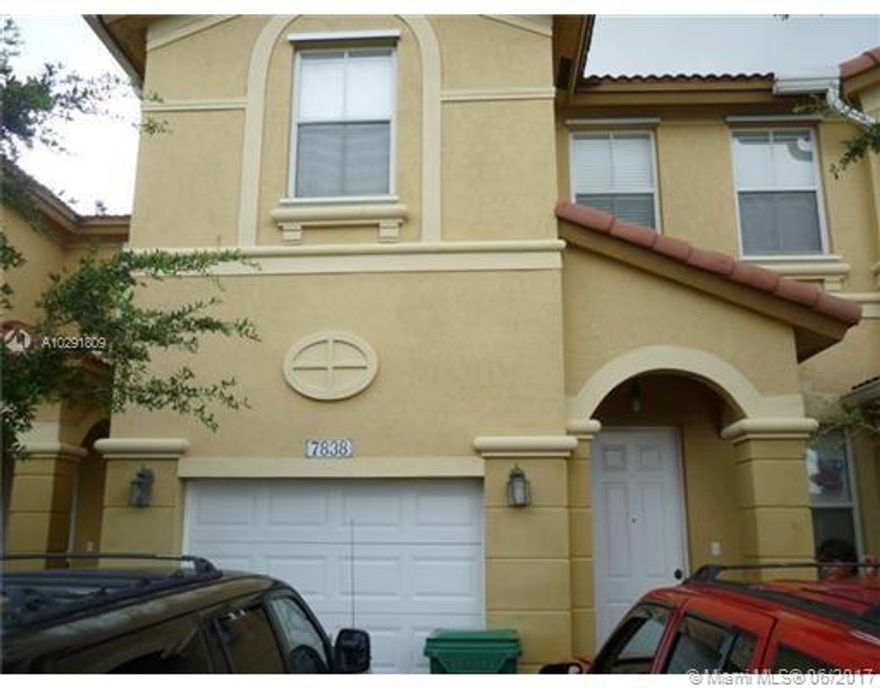 PRICED FOR FAST SALE!!! EXCELLENT FLOOR PLAN OFFERING 4 BEDROOMS AND 2.5 BATHROOMS WITH 1 CAR GARAGE AT ANTILLES, TILE  AND WOOD LAMINATED FLOOR, NICE BACKYARD. FHA APPROVED. COMMUNITY OFFERS GREAT CLUB HOUSE WITH POOLS, GYM, TENNIS AND BASKETBALL COURTS.