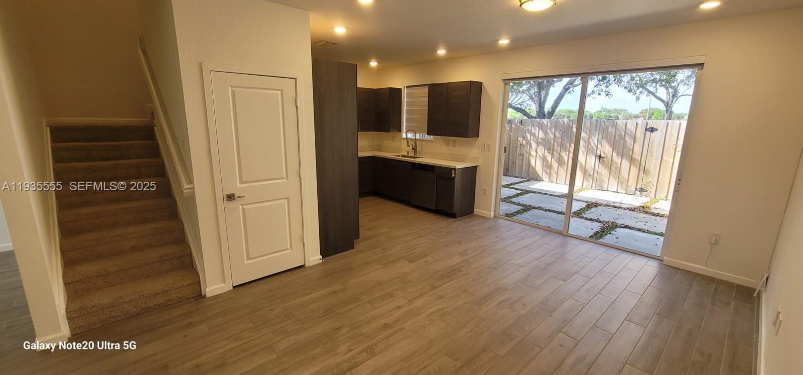 TOWNS AT SEASCAPE - Residential Lease