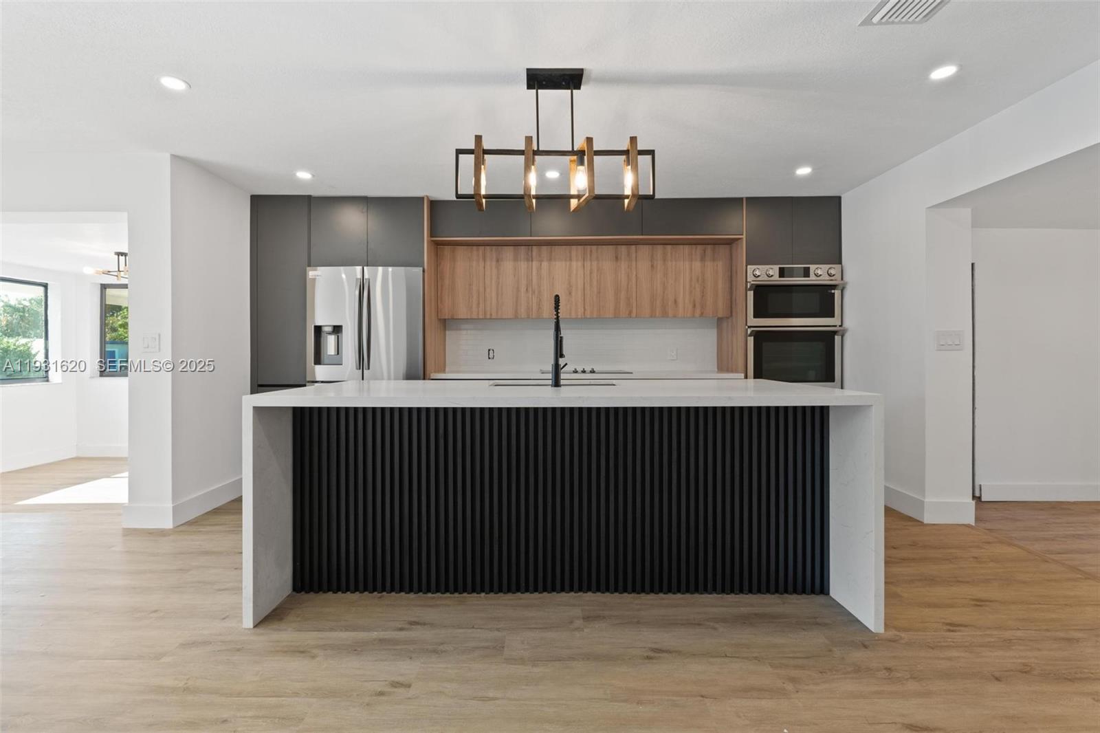 1516 SW 30th Terrace