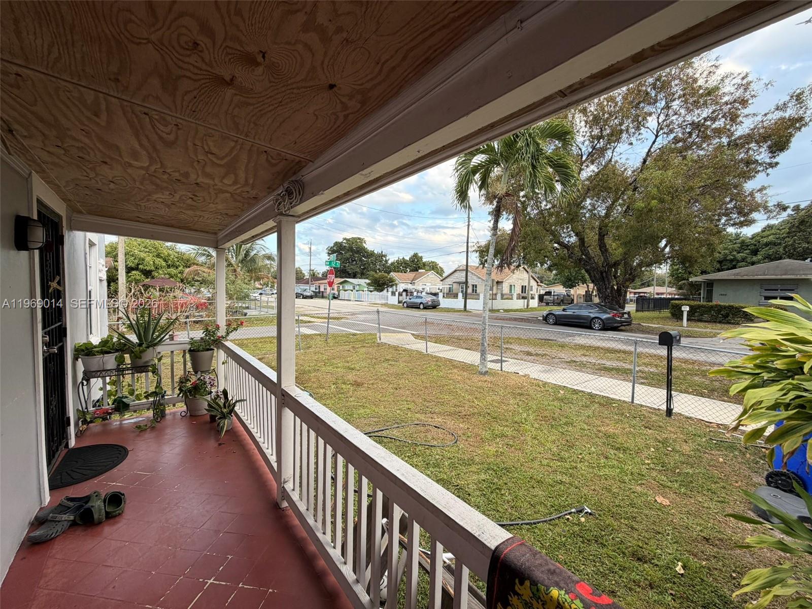 N MIAMI ESTATES - Residential