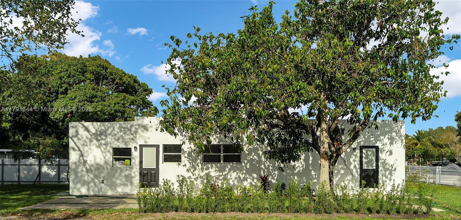 Property for Sale at 1046 Jann Ave, Opa-Locka, Miami-Dade County, Florida - Bedrooms: 5 
Bathrooms: 3  - $609,999