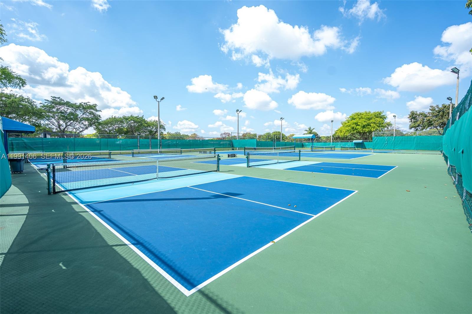 CROSSINGS SEC 4, THE - Residential