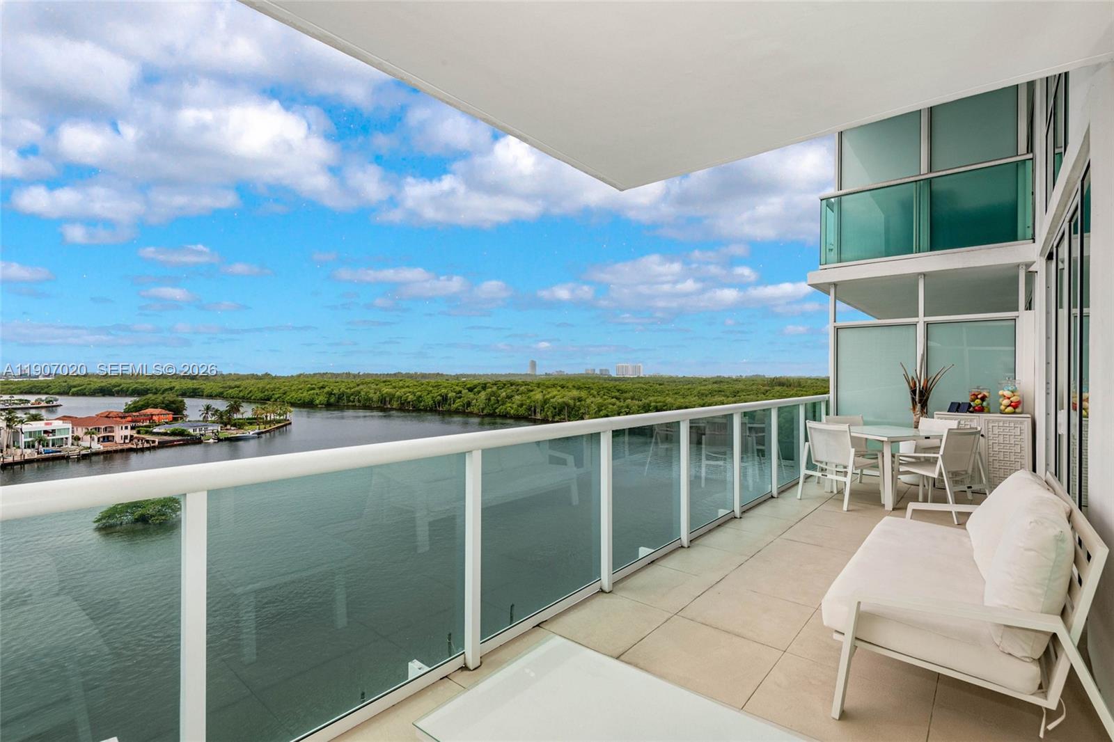 400 SUNNY ISLES CONDO WES - Residential