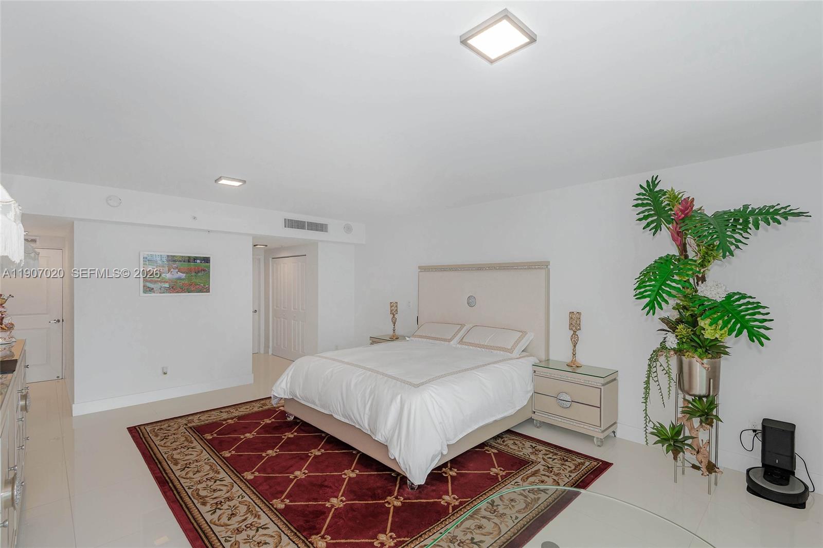 400 SUNNY ISLES CONDO WES - Residential