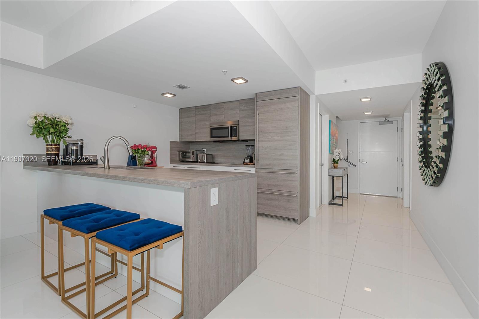 400 SUNNY ISLES CONDO WES - Residential