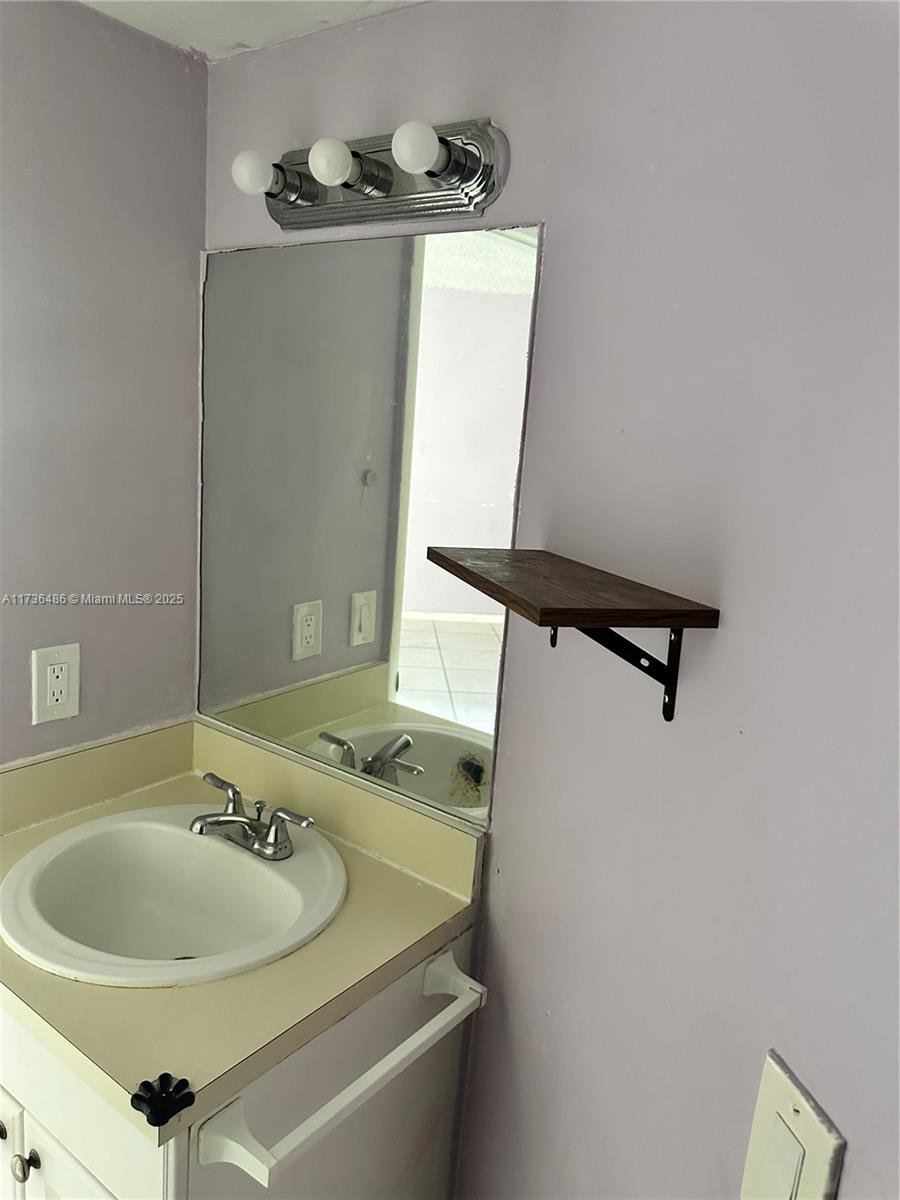 VERABELLA FALLS CONDO - Residential