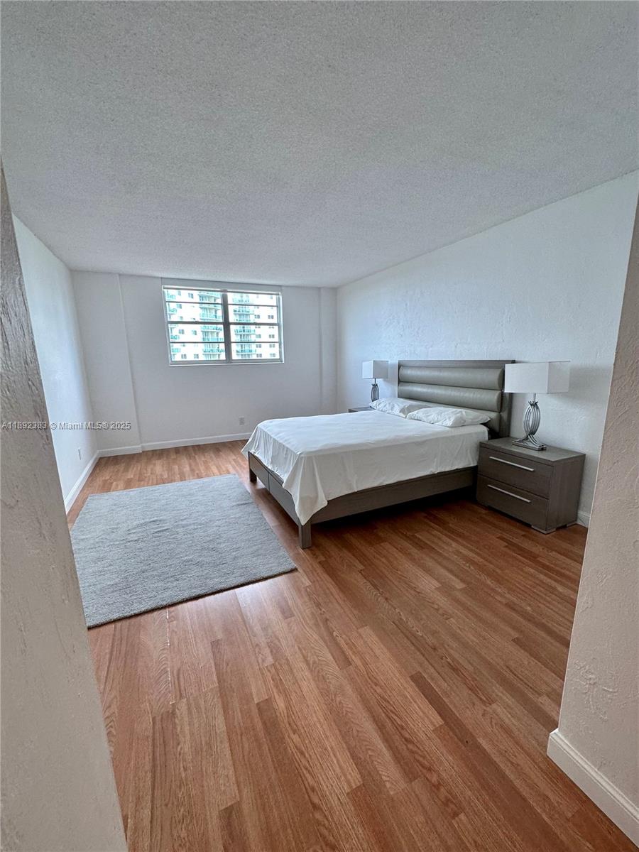 OCEANVIEW BUILDING A COND - Residential