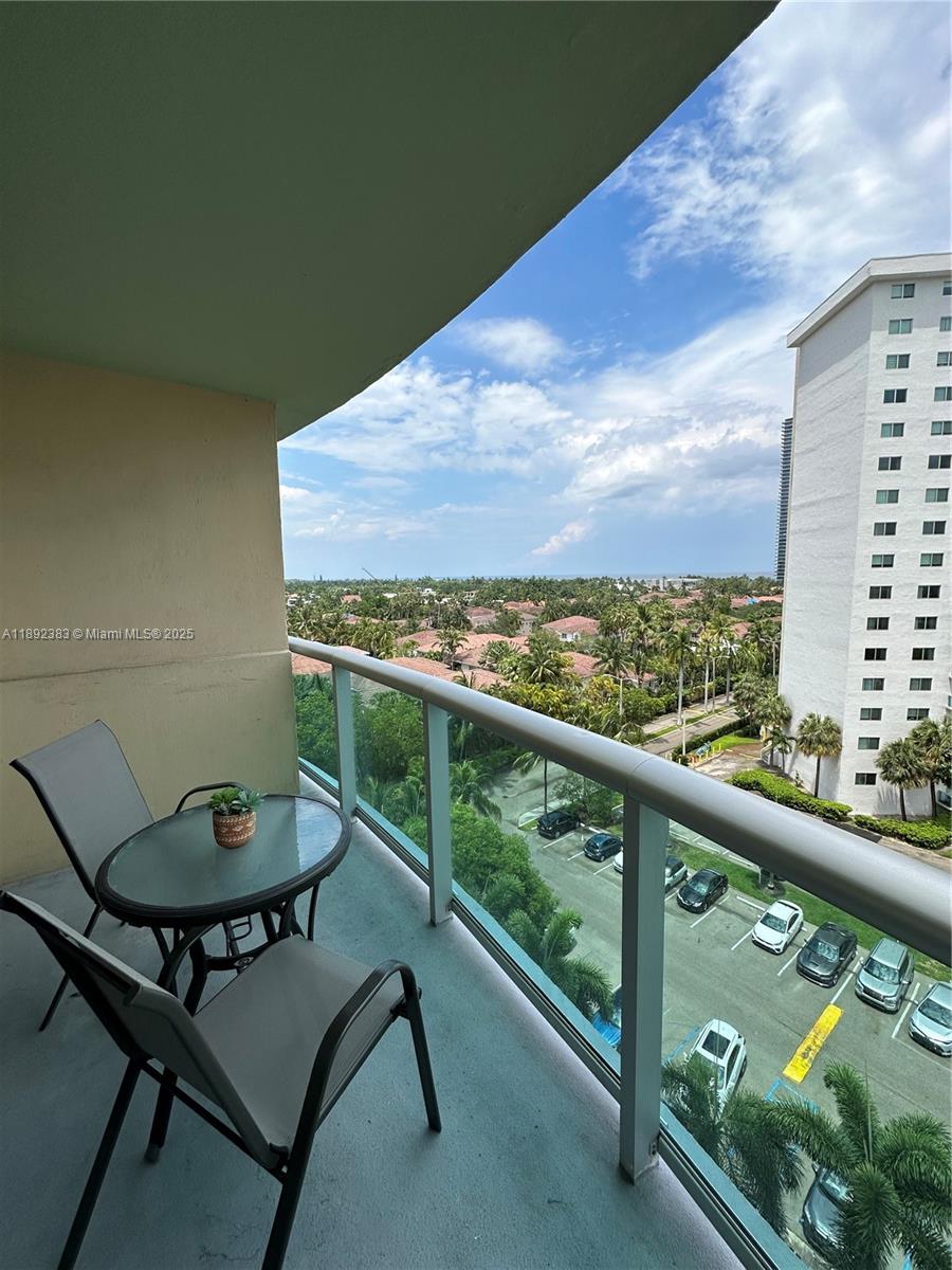 OCEANVIEW BUILDING A COND - Residential