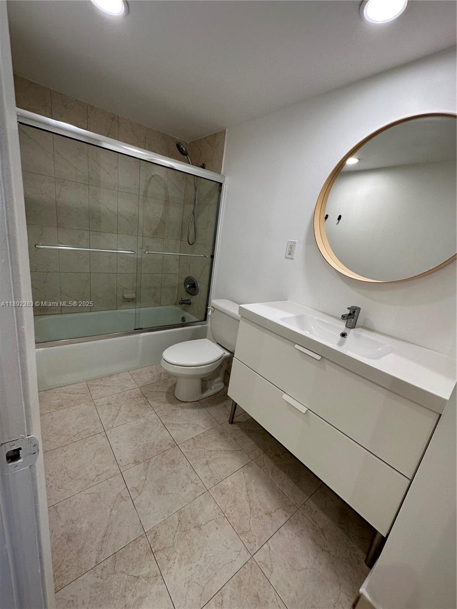 OCEANVIEW BUILDING A COND - Residential
