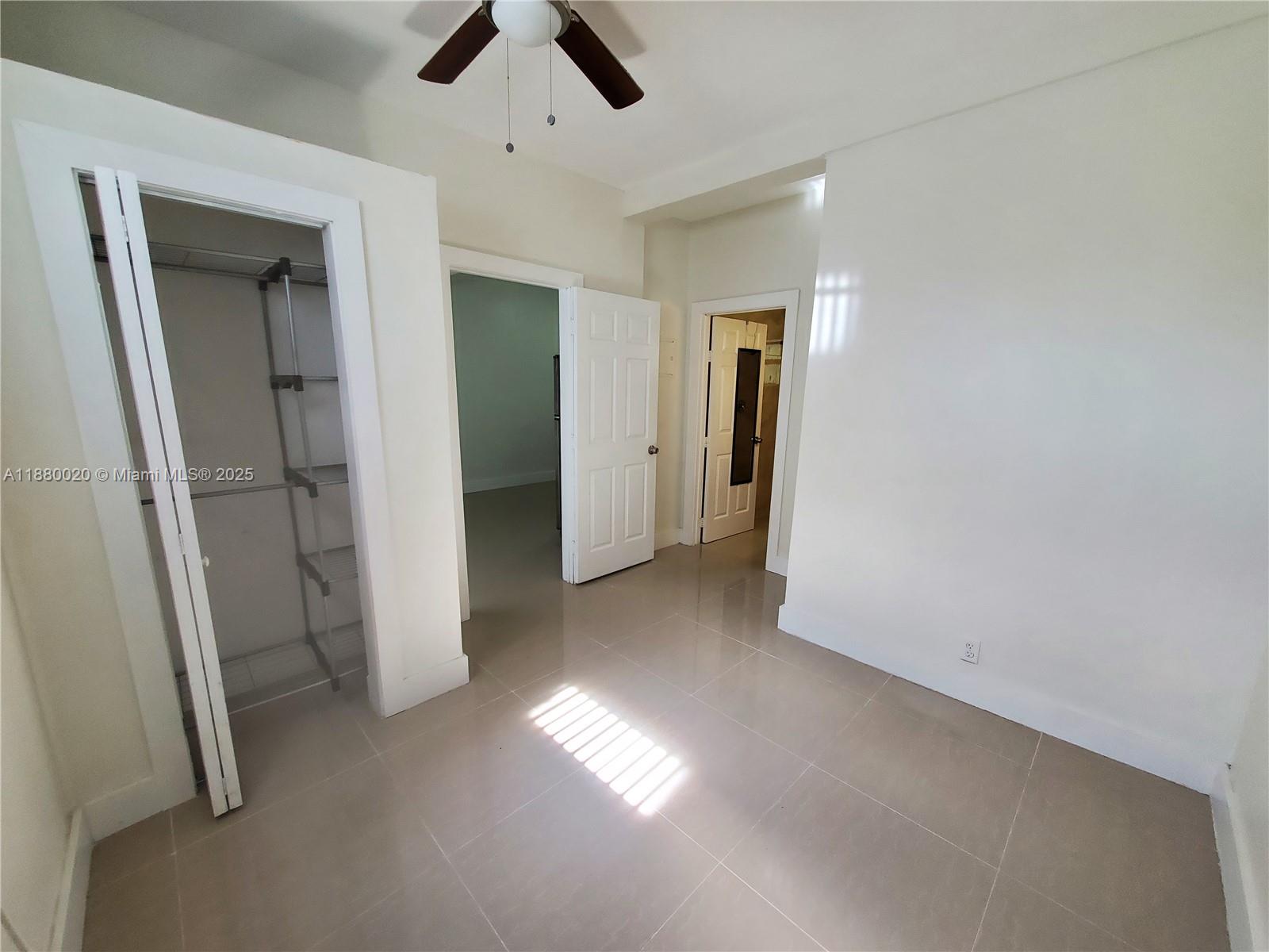 HOLLYWOOD BEACH GARDENS P - Residential Lease