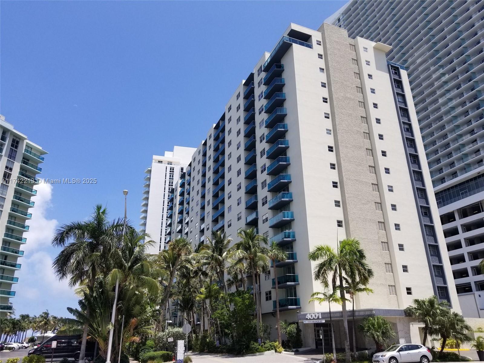 Rental Property at 4001 S Ocean Dr 4H, Hallandale Beach, Broward County, Florida - Bedrooms: 1 
Bathrooms: 2  - $2,300 MO.