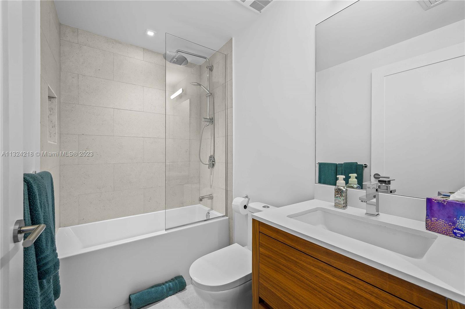 BRICKELLS FLAGLER - Residential