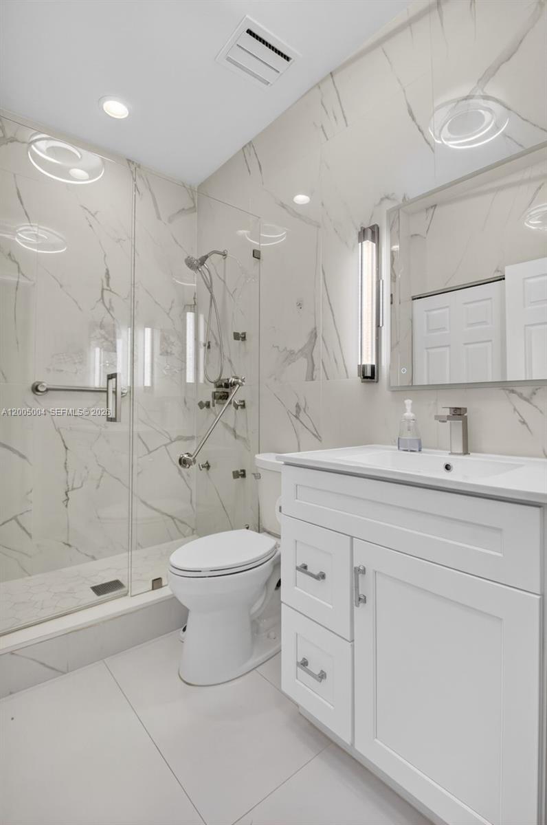 BRIARWOOD @ INDIAN SPRINGS - Residential