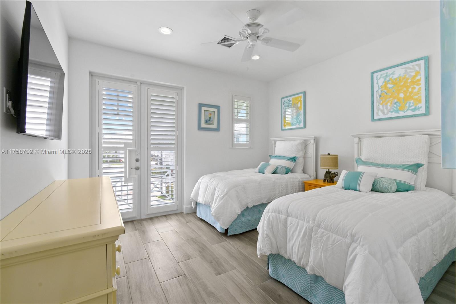 INLET WATERS CONDO - Residential Lease