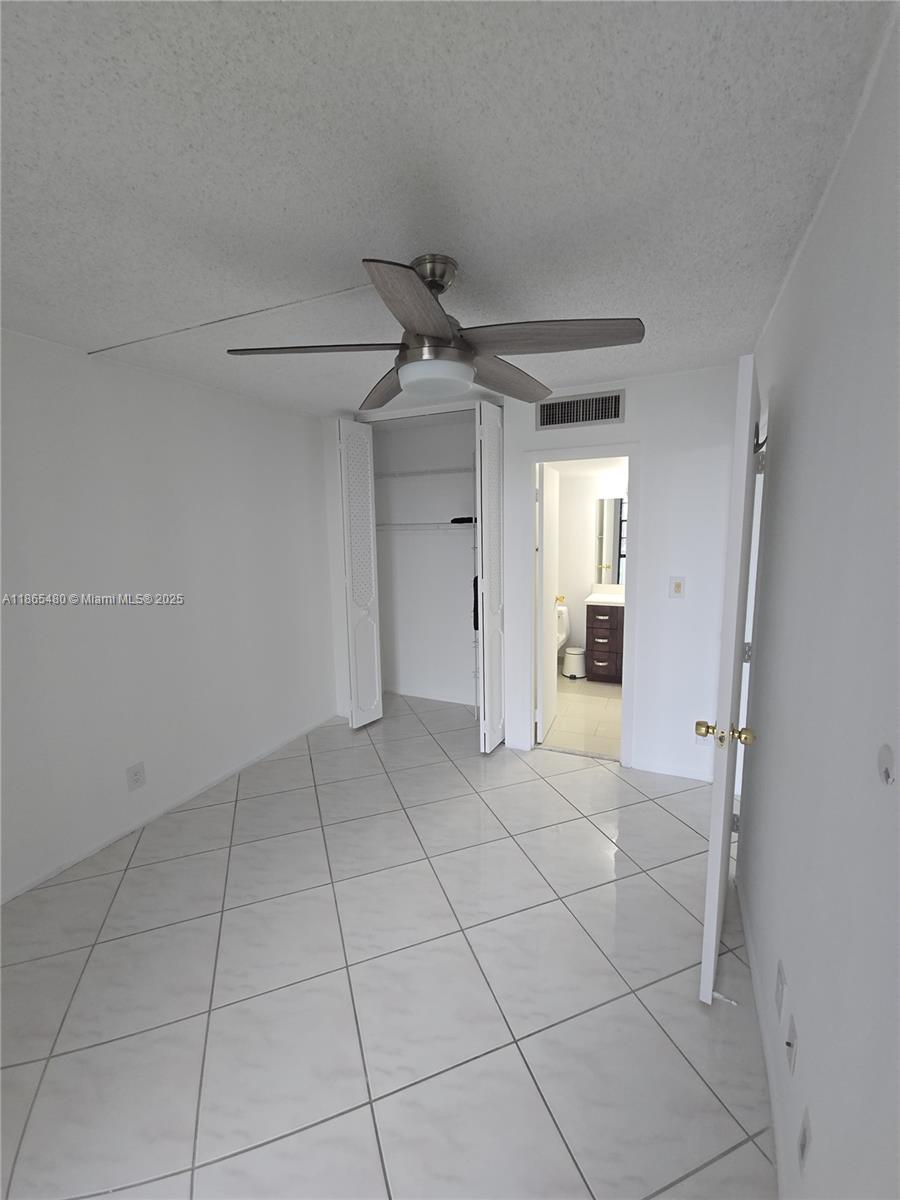 BISCAYA III CONDO - Residential