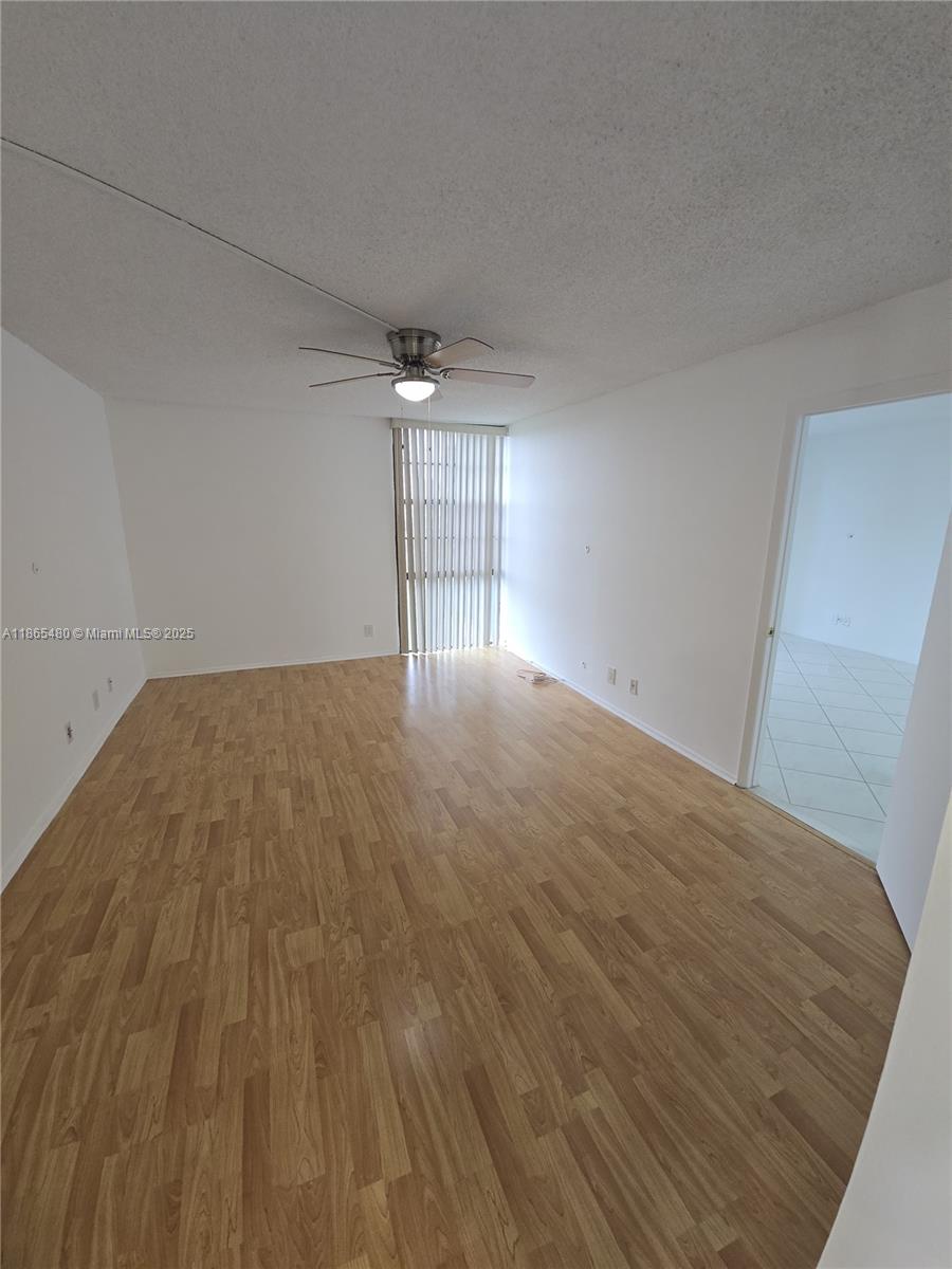 BISCAYA III CONDO - Residential