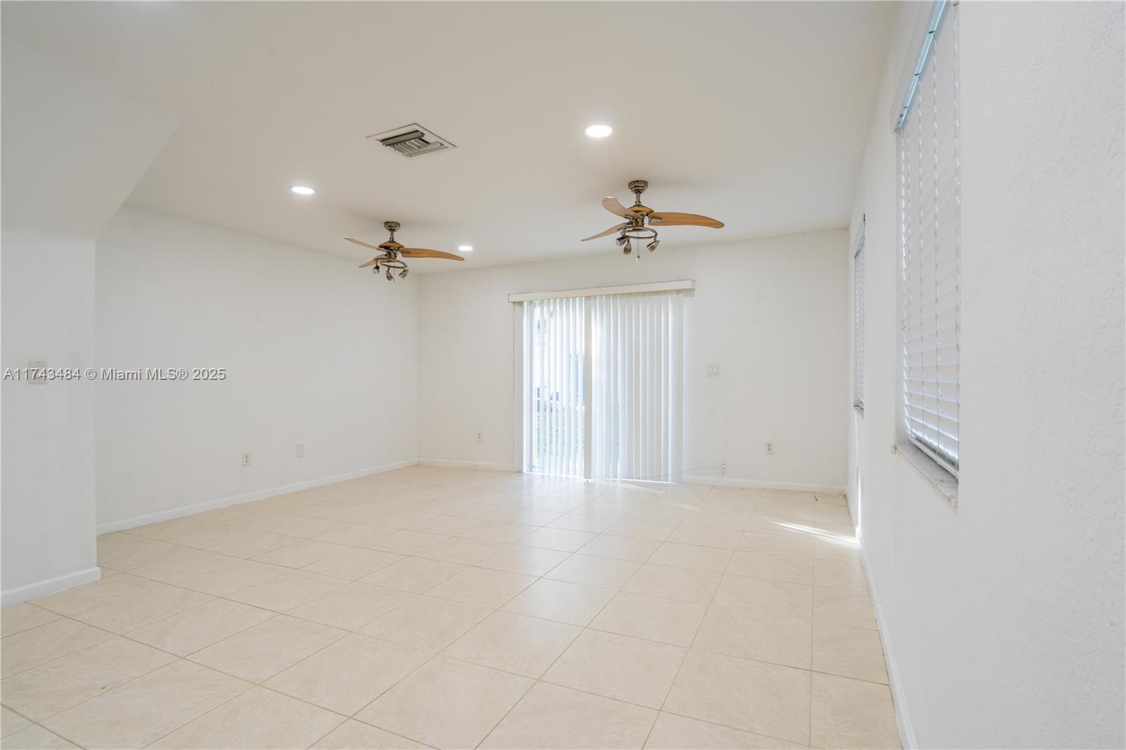 6619 Winfield Blvd 9-2