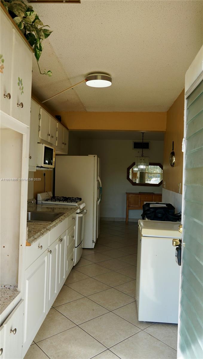 135 NE 202nd Terr N6