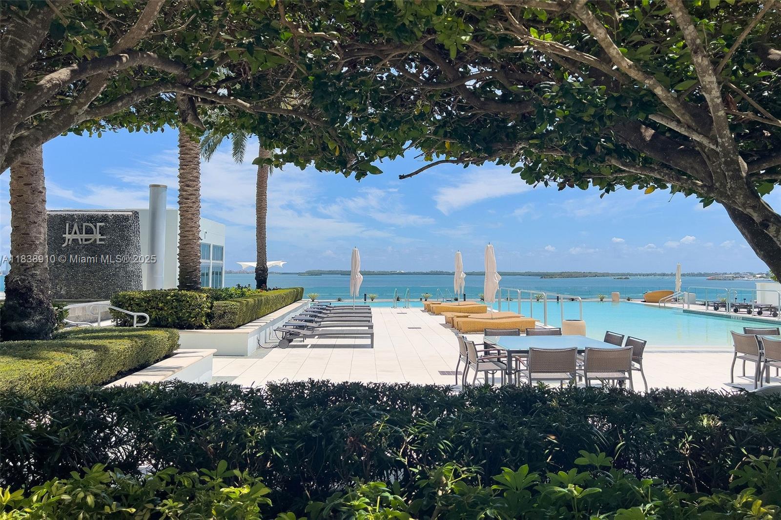 JADE RESIDENCES AT BRICKE - Residential Lease