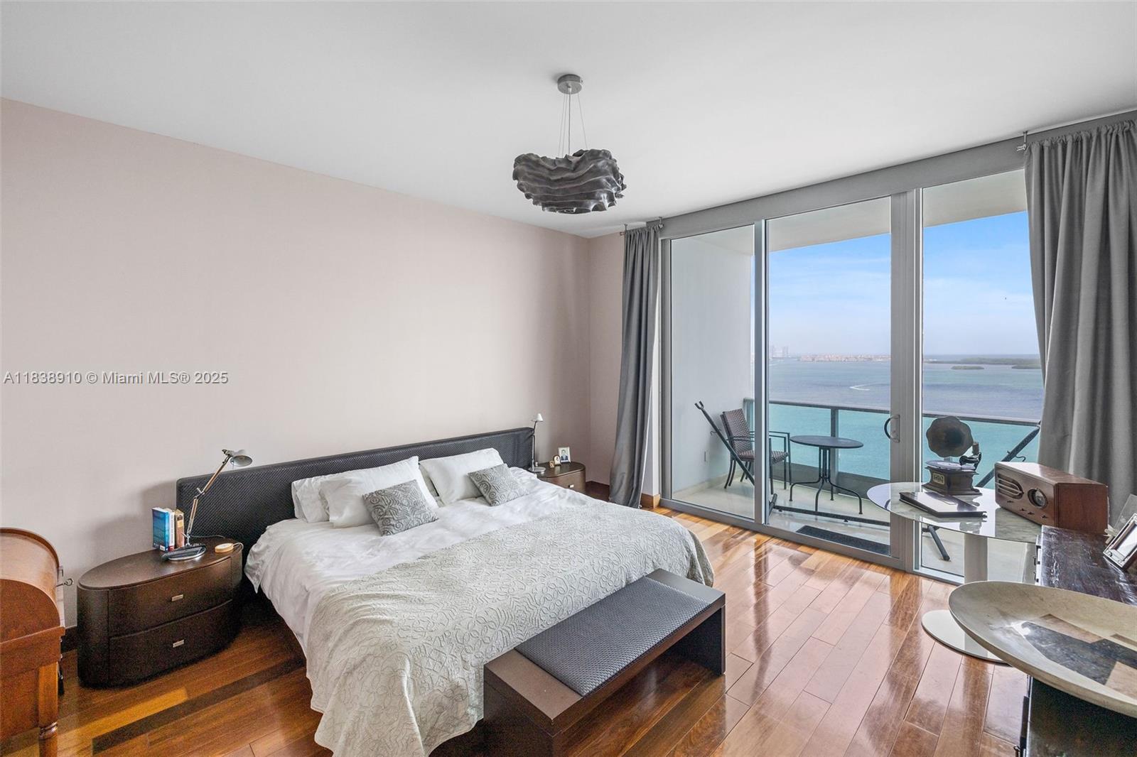 JADE RESIDENCES AT BRICKE - Residential Lease