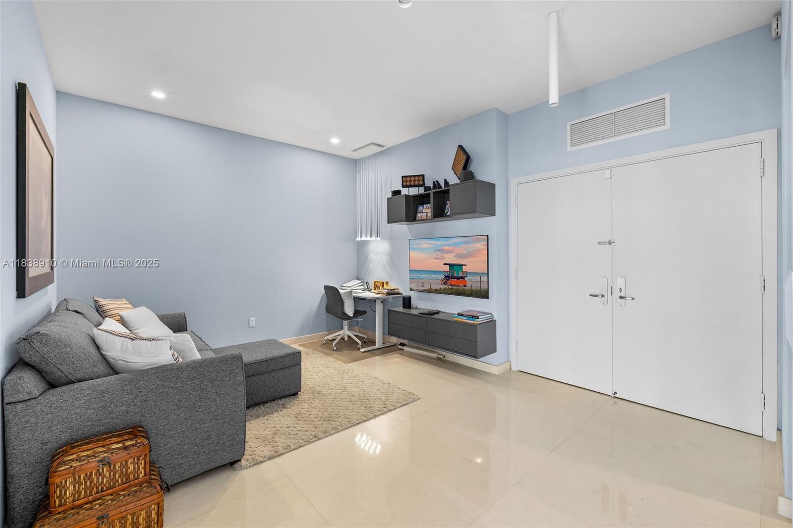 JADE RESIDENCES AT BRICKE - Residential Lease