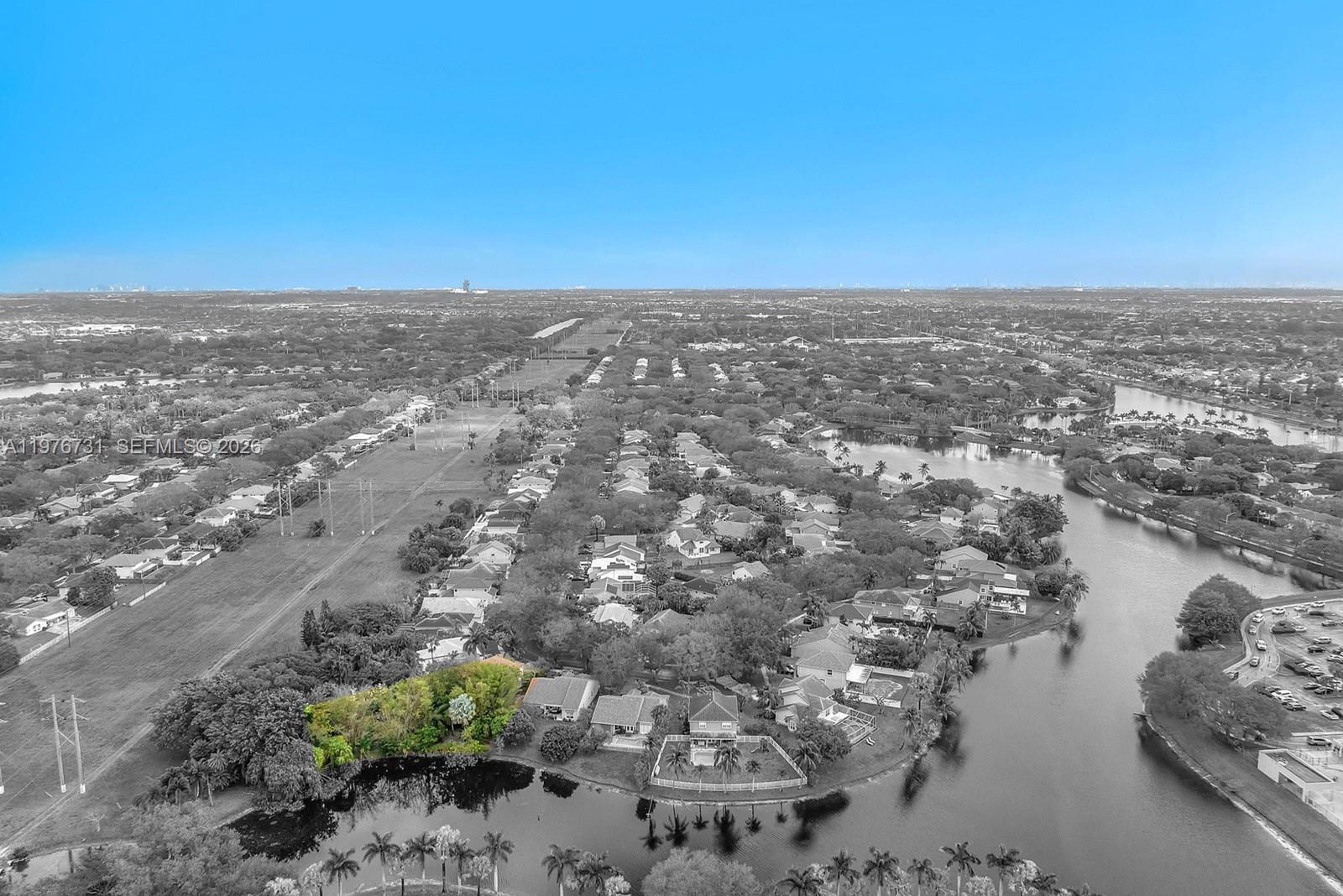 EMBASSY LAKES - Residential