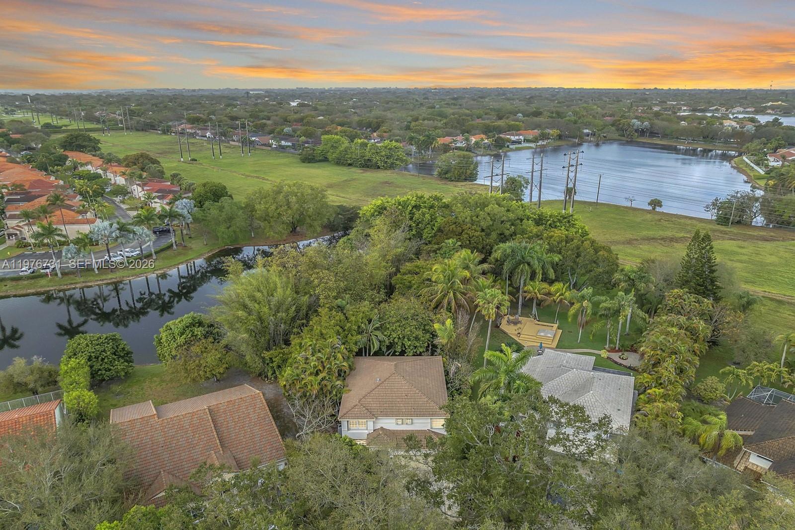 EMBASSY LAKES - Residential