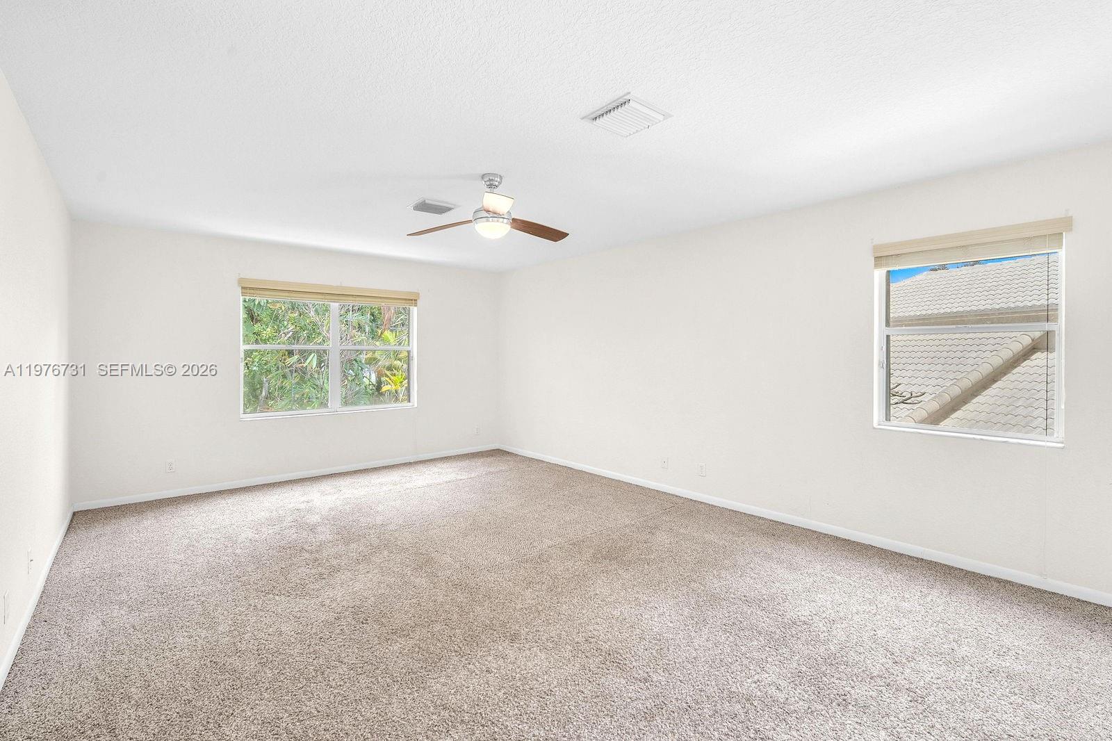 EMBASSY LAKES - Residential