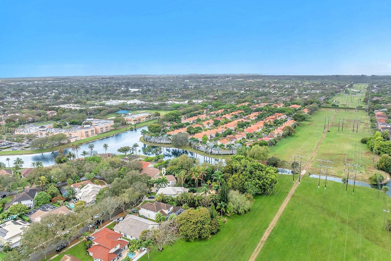 EMBASSY LAKES - Residential