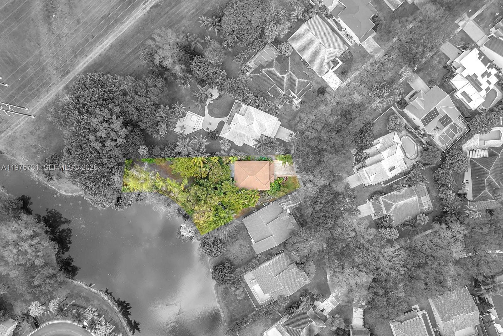 EMBASSY LAKES - Residential