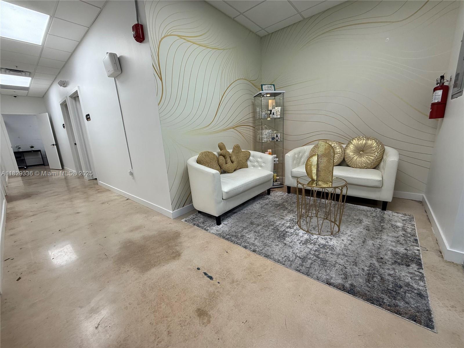 7445 W 4th Ave Unit #110, Hialeah, FL, 33014/$70,000 3 7445 W 4th Ave Unit #110