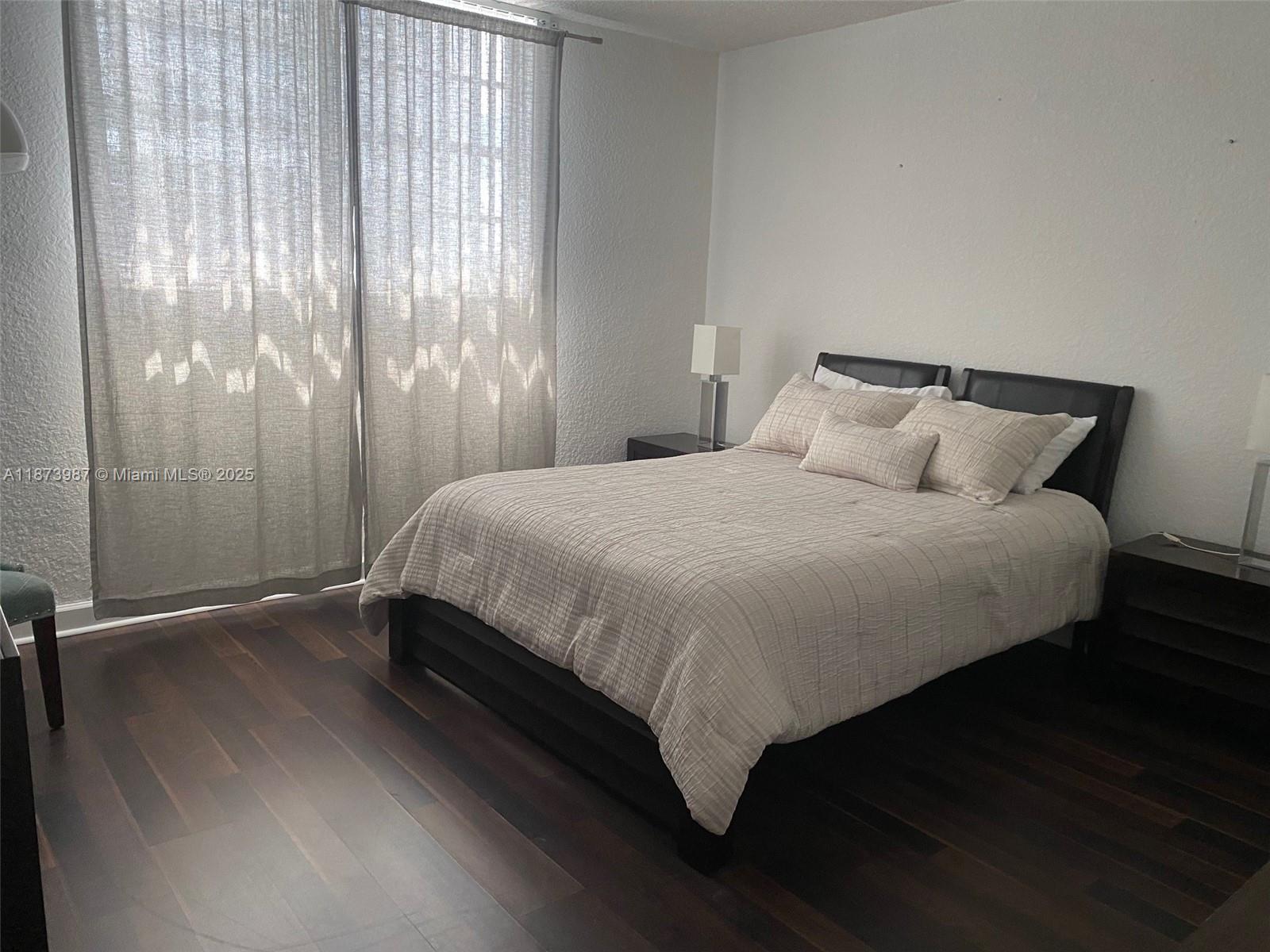 SIAN OCEAN RESIDENCES CON - Residential Lease