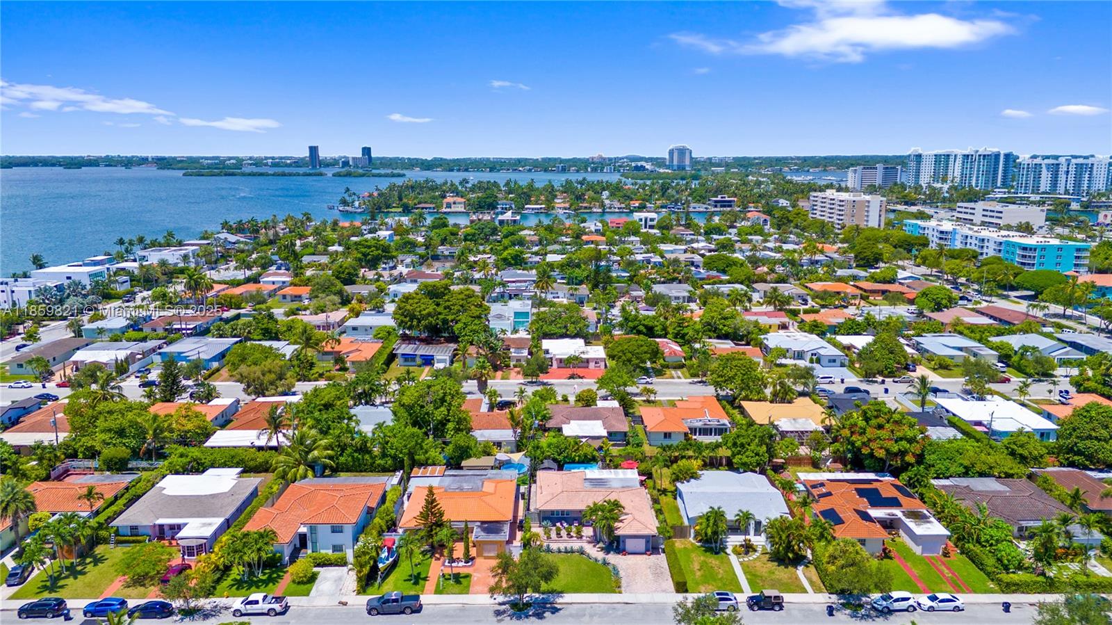 TREASURE ISLAND - Residential