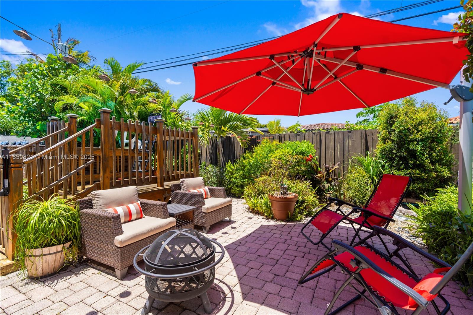 TREASURE ISLAND - Residential