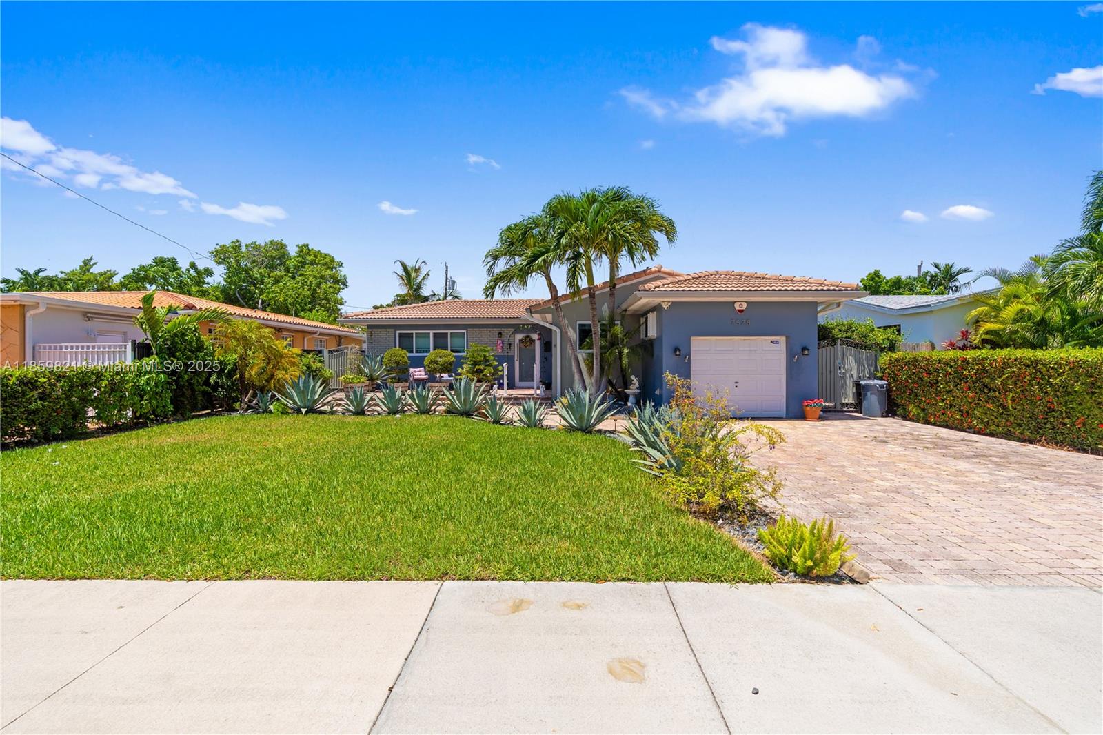 TREASURE ISLAND - Residential