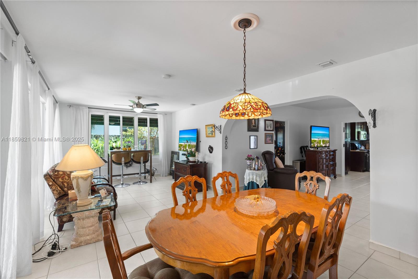 TREASURE ISLAND - Residential