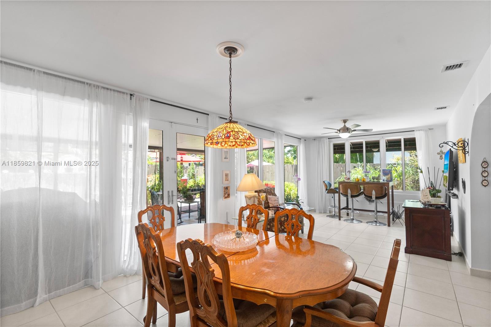 TREASURE ISLAND - Residential