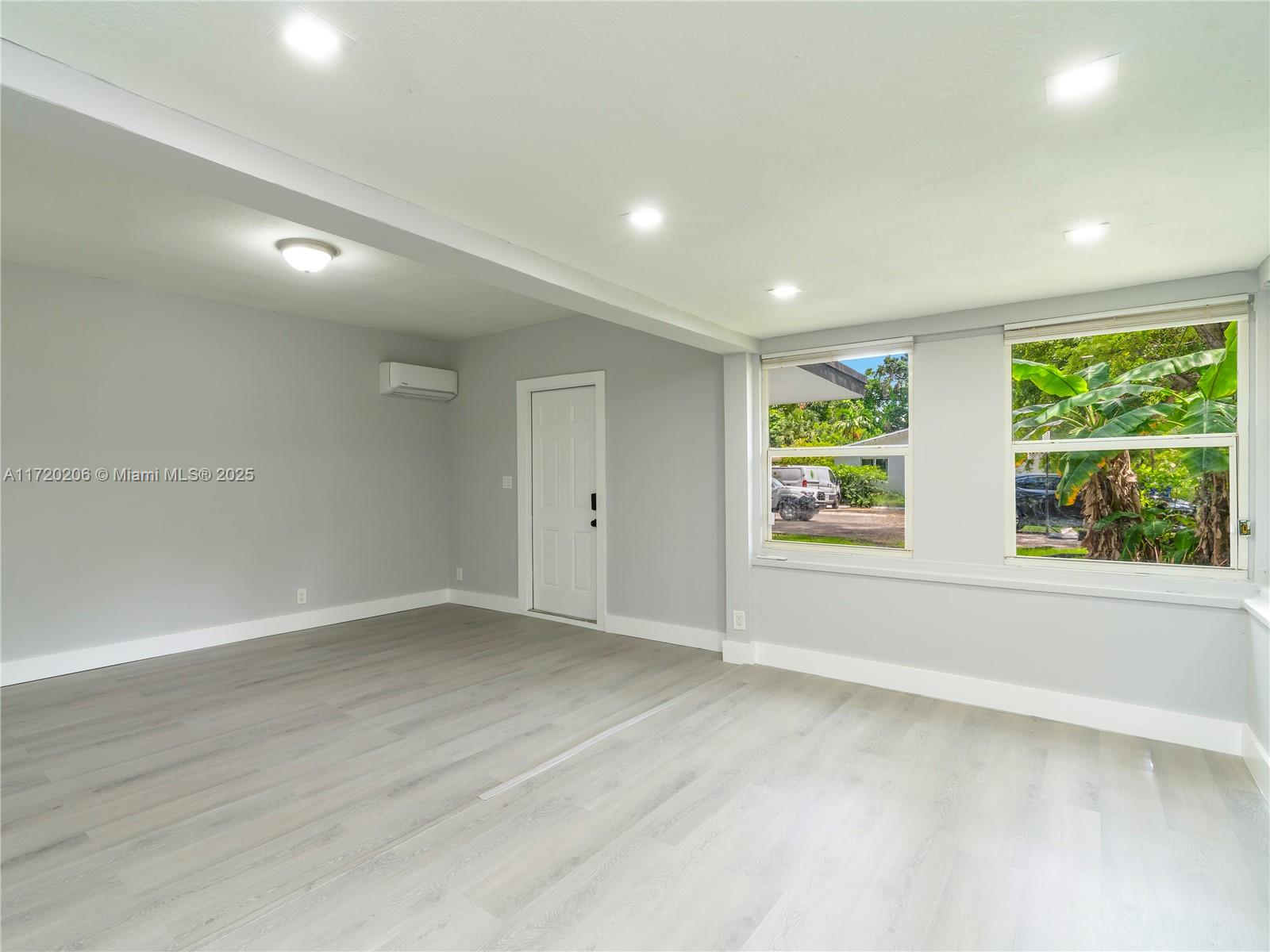 OSCEOLA PARK - Residential