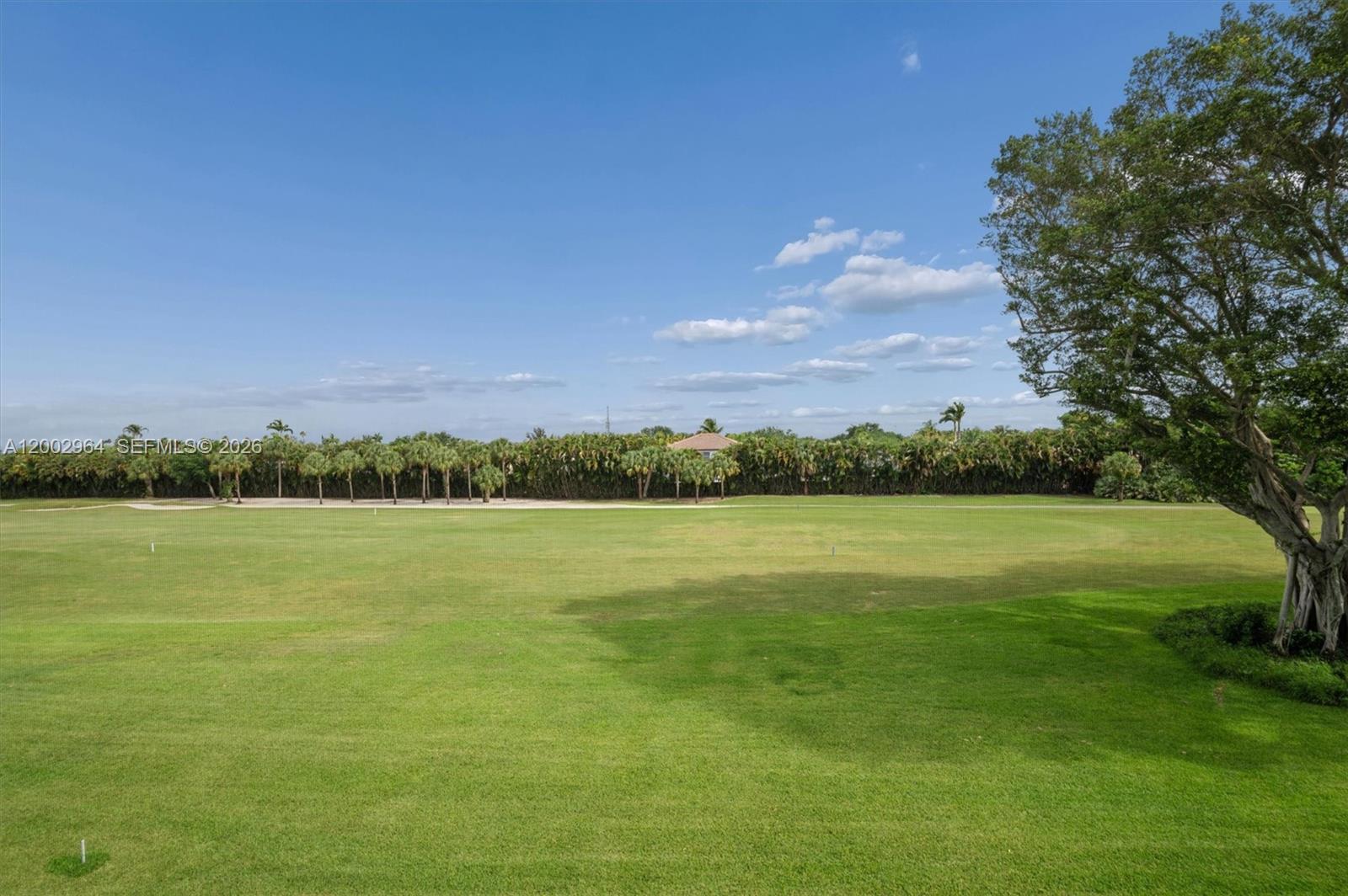 HOLLYBROOK GOLF AND - Residential