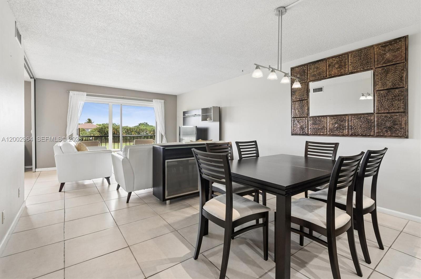 HOLLYBROOK GOLF AND - Residential