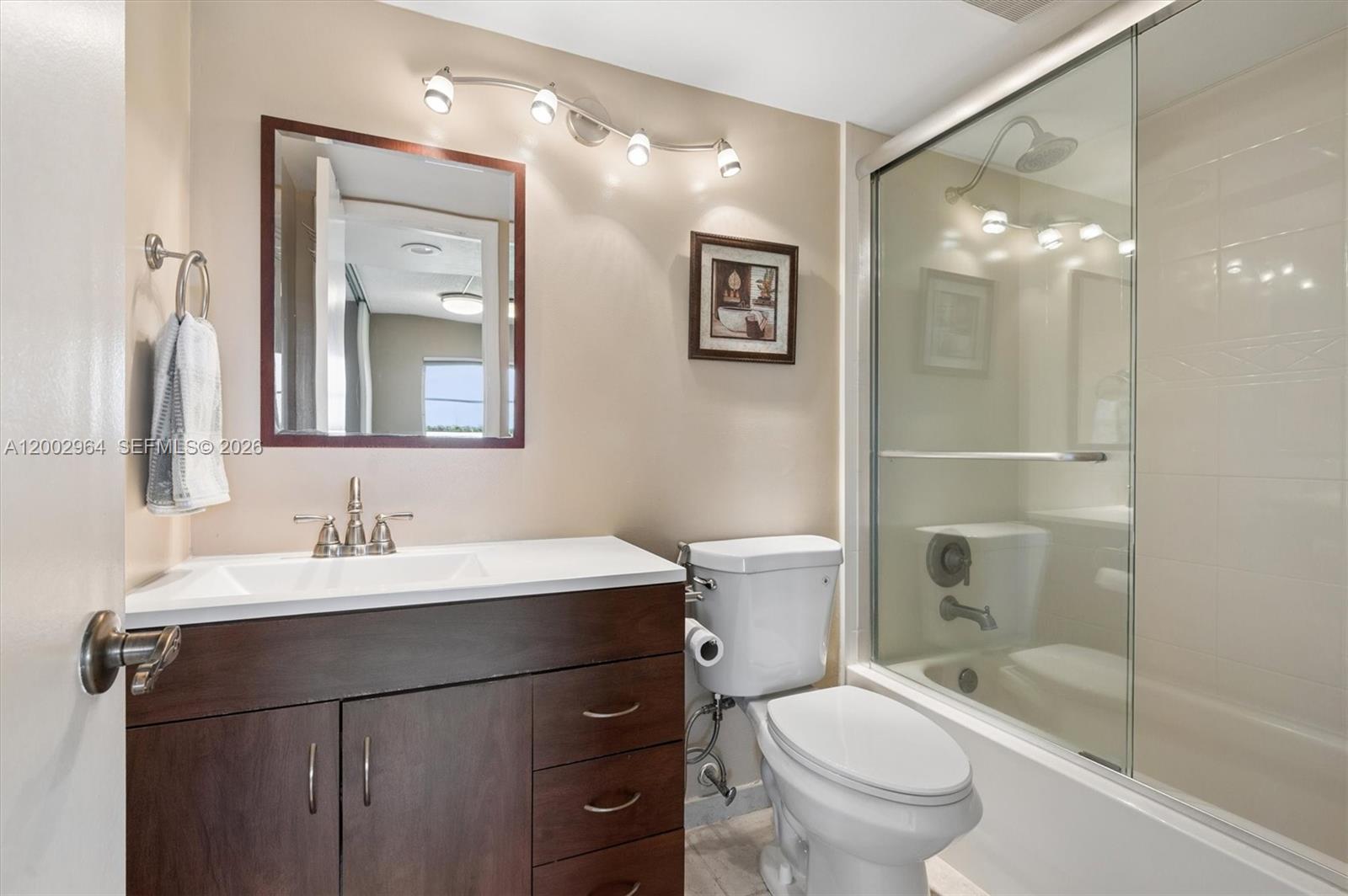 HOLLYBROOK GOLF AND - Residential