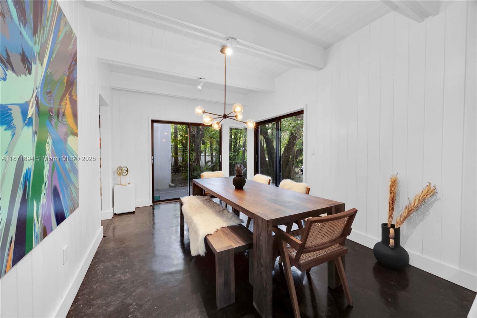 SNAPPER CREEK OAKS - Residential