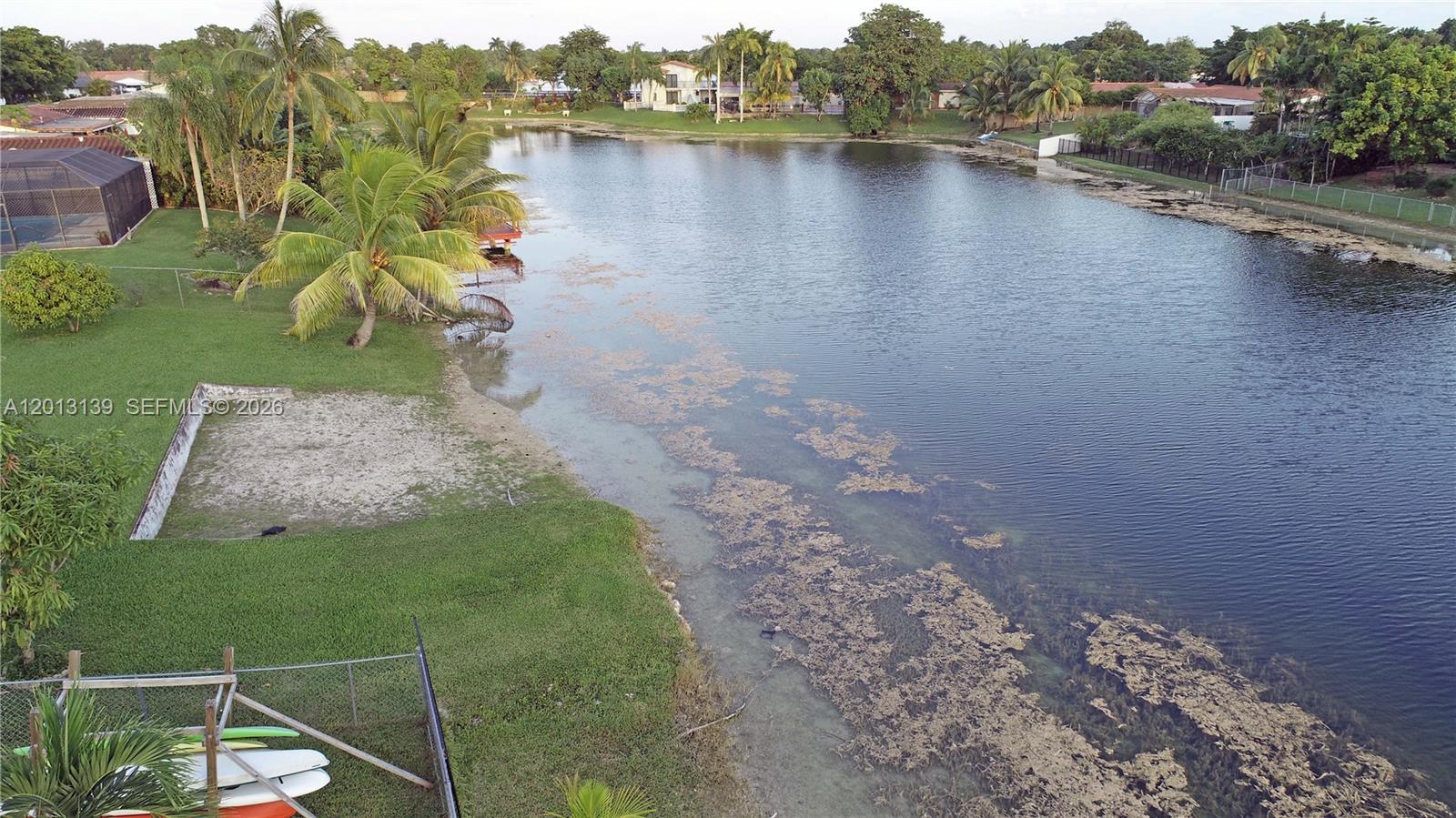 KENDALE LAKES SEC EIGHT - Residential Lease