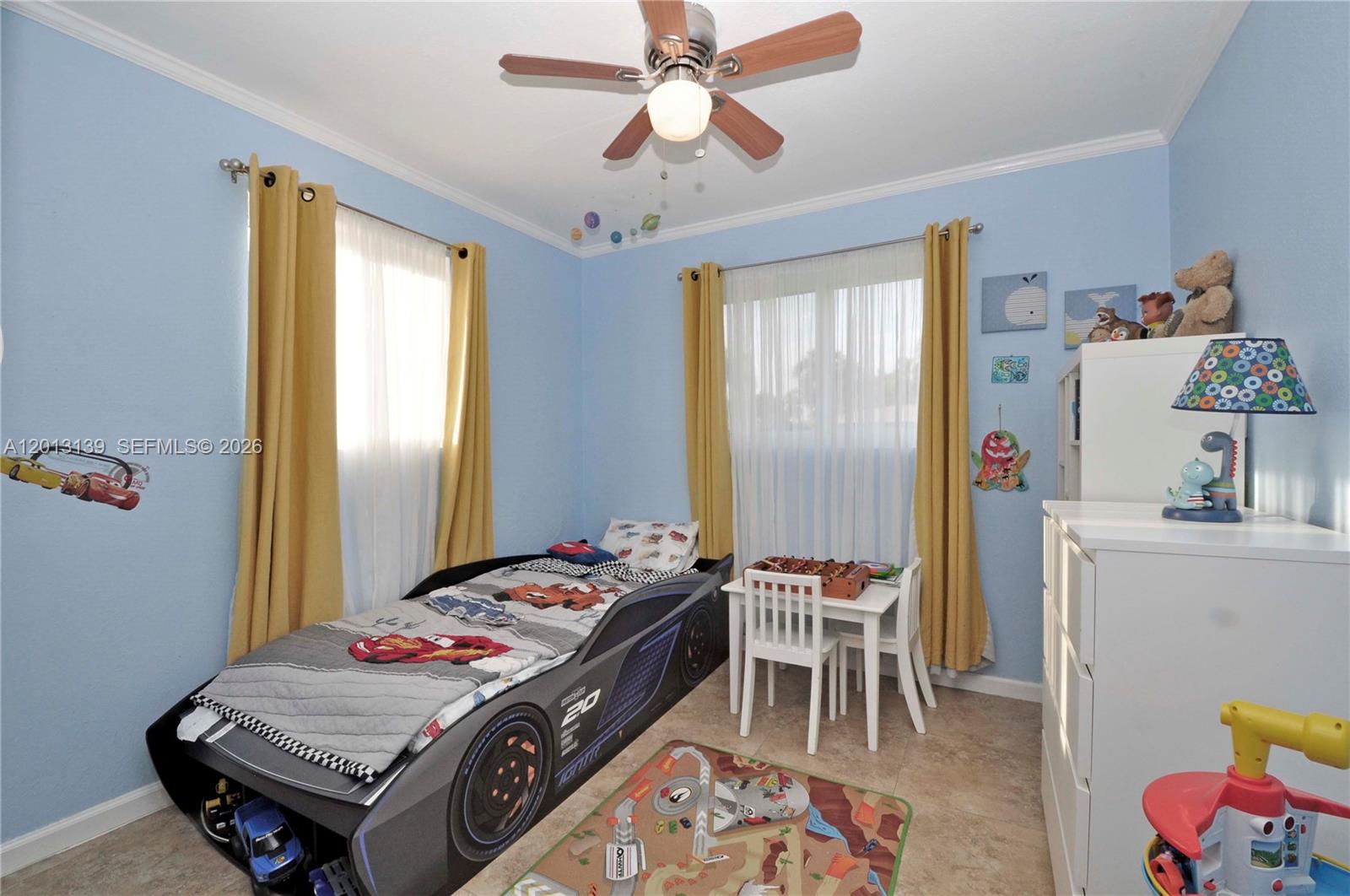KENDALE LAKES SEC EIGHT - Residential Lease