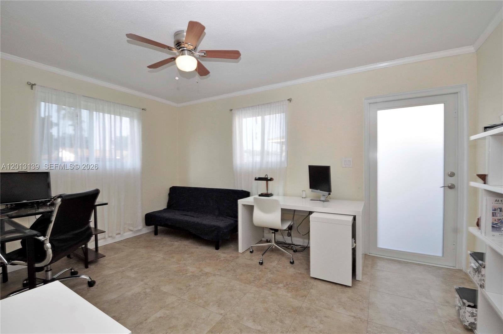 KENDALE LAKES SEC EIGHT - Residential Lease