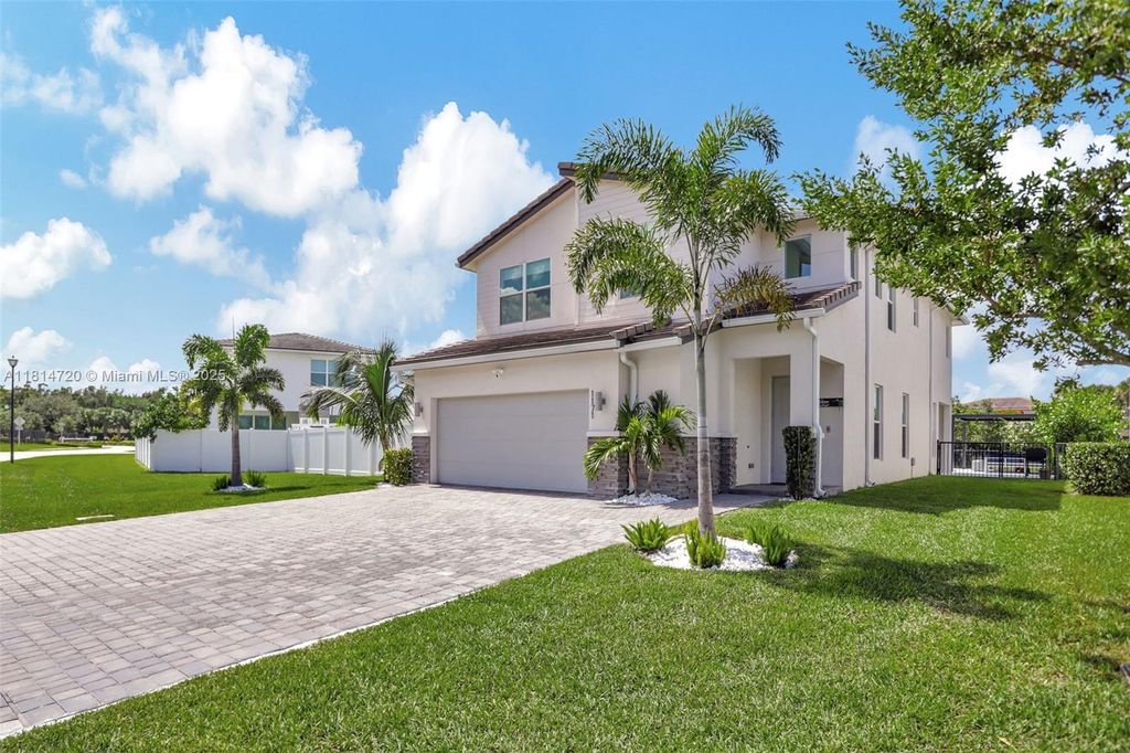 Photo of 1171 Veleiros Blvd, Deerfield Beach, FL 33064 (MLS # A11814720)