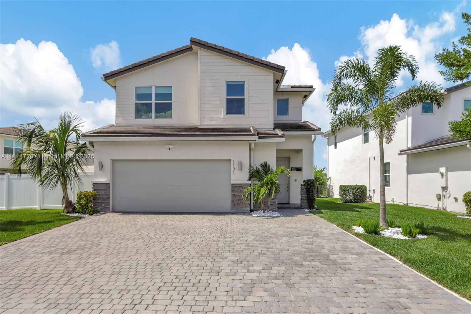 1171 Veleiros Blvd, Deerfield Beach, Broward County, Florida - 5 Bedrooms  
3 Bathrooms - 
