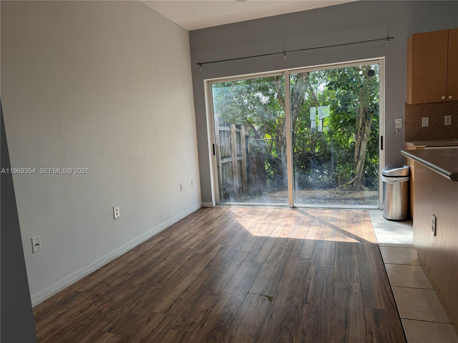 VENETIA GROVES - Residential