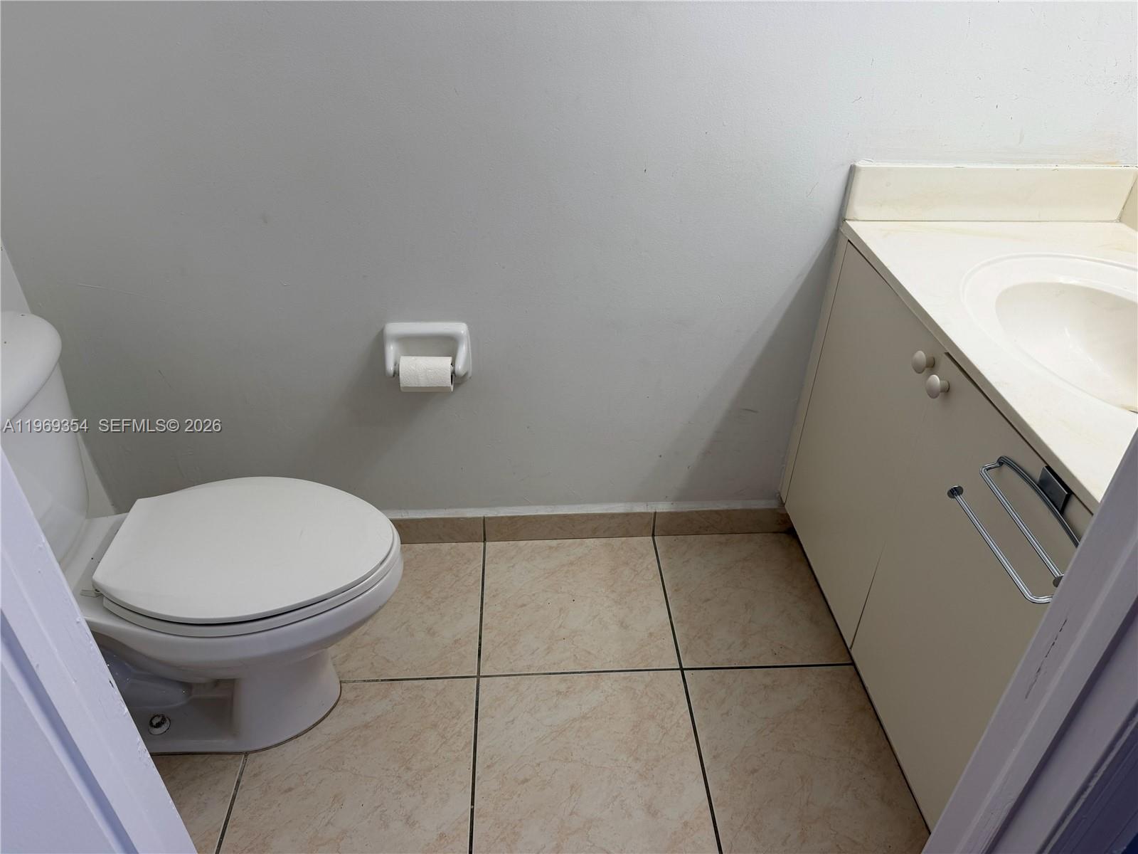 VENETIA GROVES - Residential