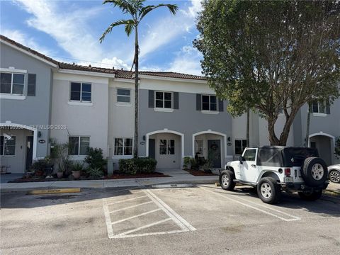 Photo of 1606 SE 31st Ct, Homestead, FL 33035 (MLS # A11969354)